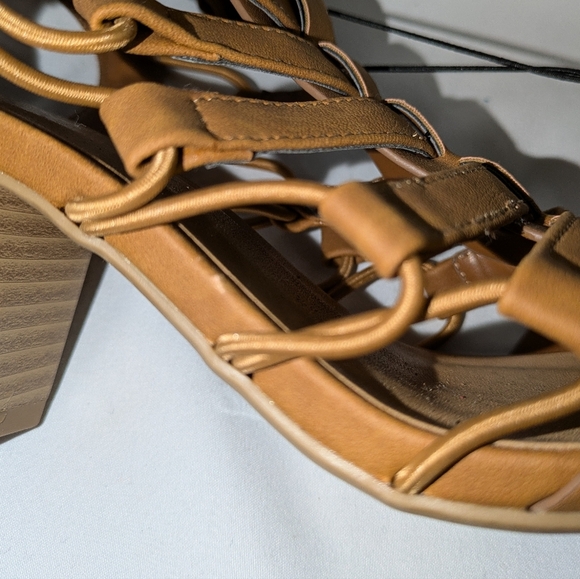Rue 21 Brown Strappy Sandal with Block Heel - Picture 8 of 10
